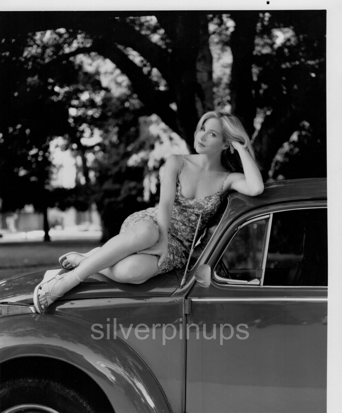 Orig 1998 Christina Applegate Pin Up Pose Vw Beetle “jessie” Nbc Tv