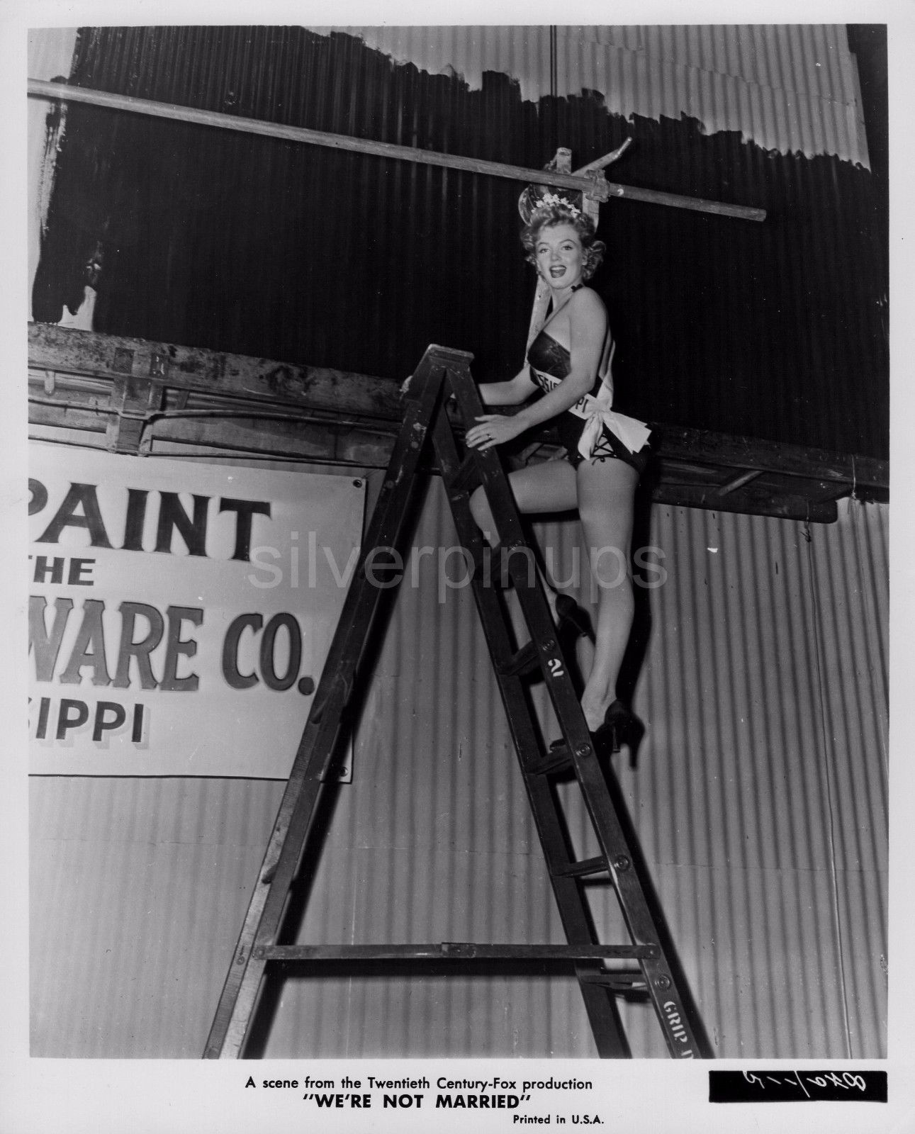Josie Maran 8 Inch x10 Inch Photograph Van Helsing The Aviator